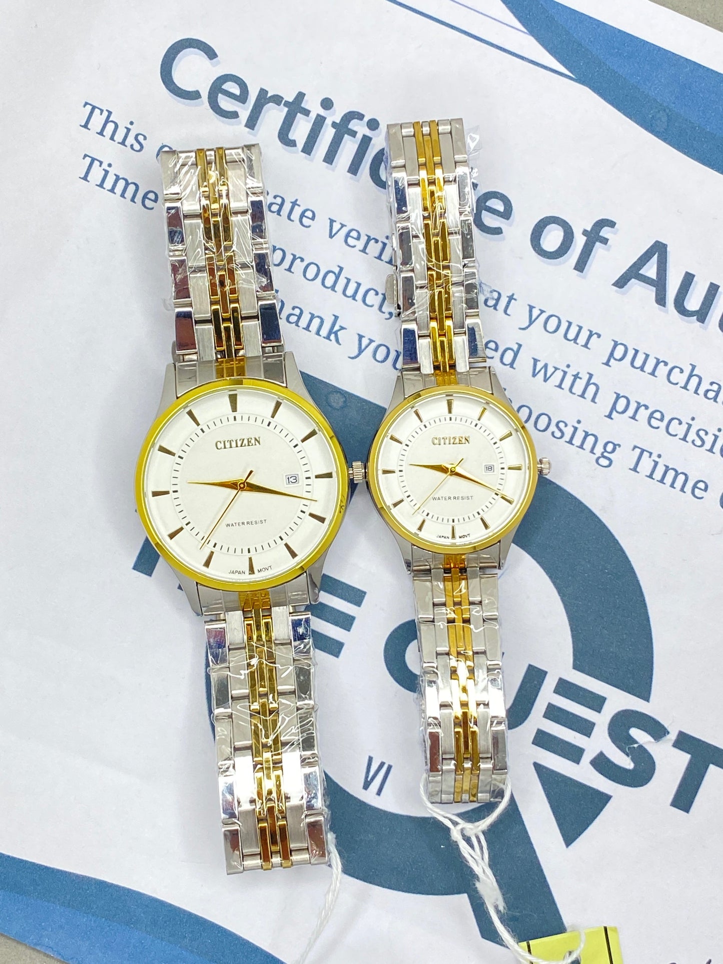 CITIZEN Analog Quartz Couple Watches with Date Display