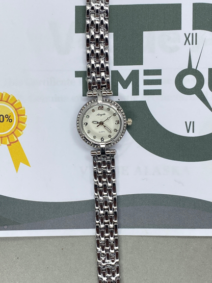 AOQILI Round Dial Luxury Stainless Steel Ladies Watch